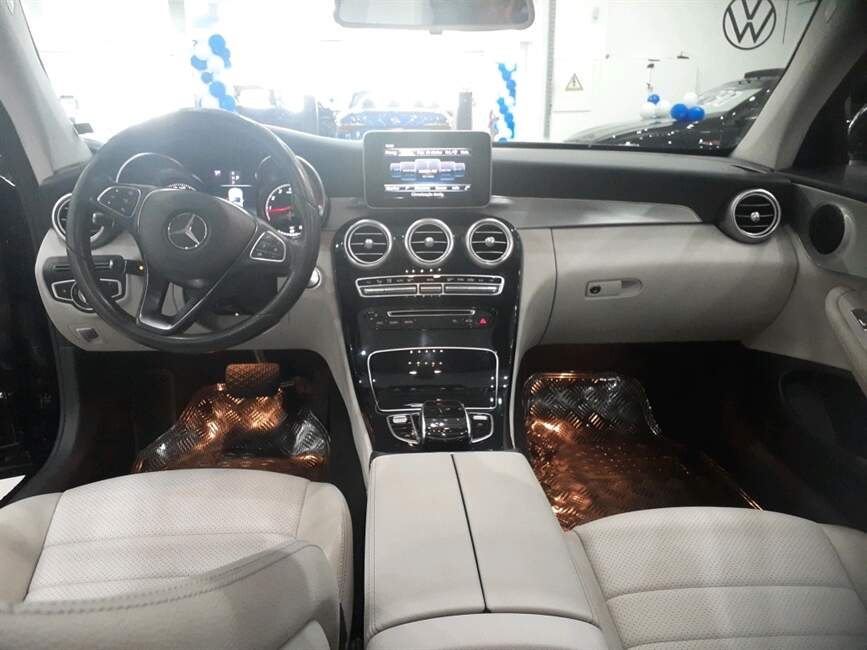 Mercedes-Benz C 180 1.6 CGI AVANTGARDE COUPE 9G-TRONIC