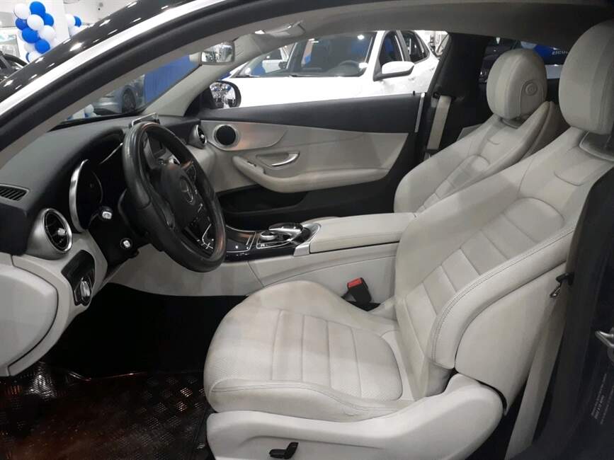 Mercedes-Benz C 180 1.6 CGI AVANTGARDE COUPE 9G-TRONIC