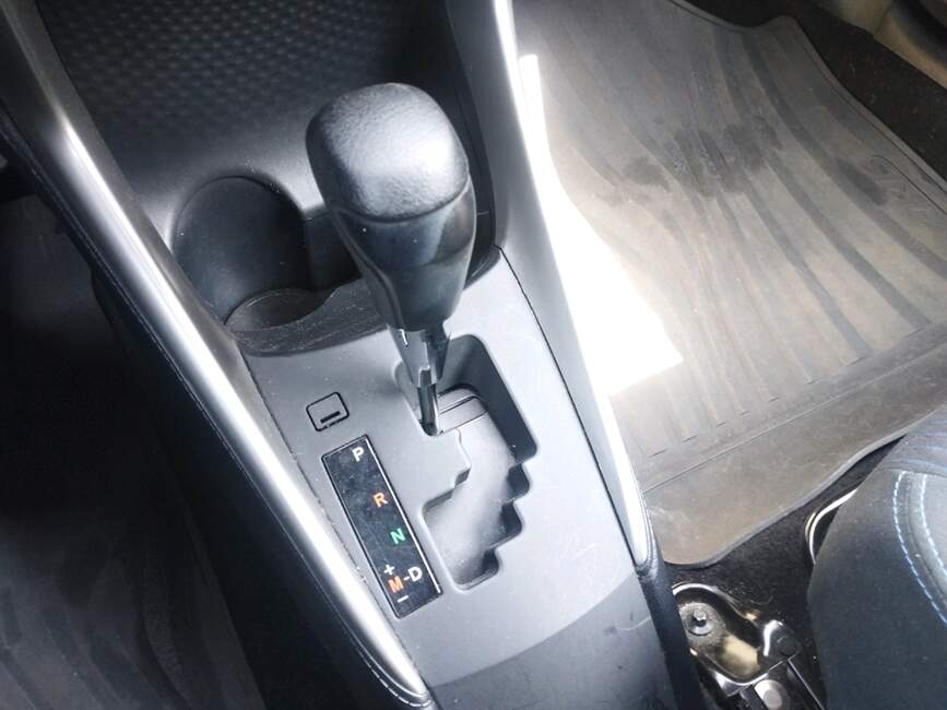 Toyota Yaris 1.3 16V XL LIVE MULTIDRIVE