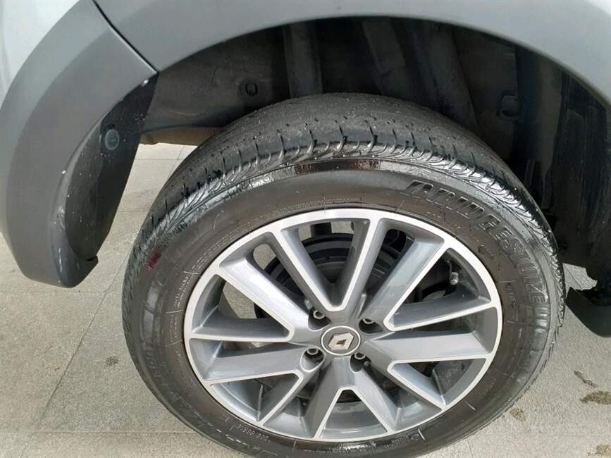 Renault Sandero 1.6 16V SCE INTENSE X-TRONIC