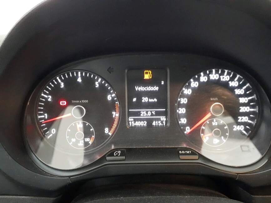 Volkswagen Fox 1.6 MI 8V 4P AUTOMATIZADO