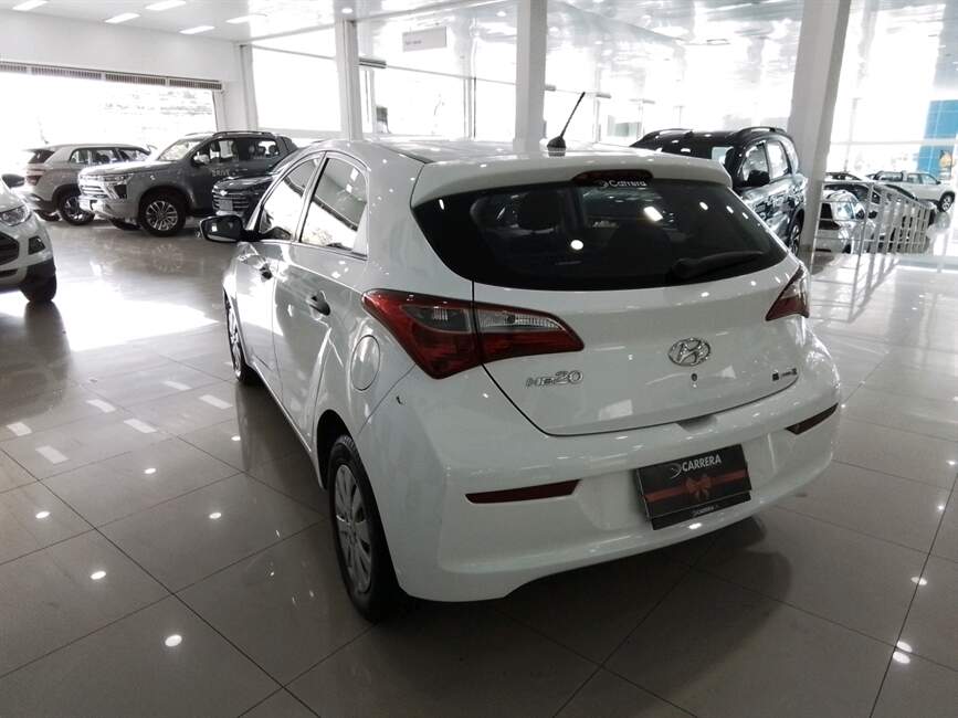 Hyundai HB20 1.0 COMFORT PLUS 12V 4P MANUAL