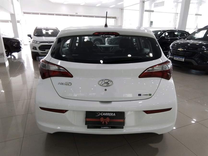 Hyundai HB20 1.0 COMFORT PLUS 12V 4P MANUAL