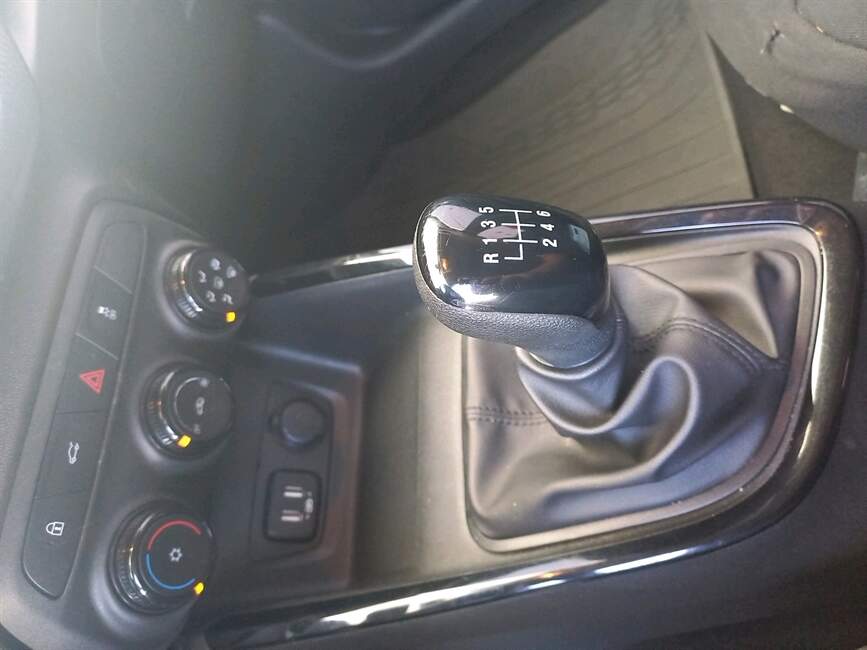 Chevrolet Onix 1.0 MANUAL