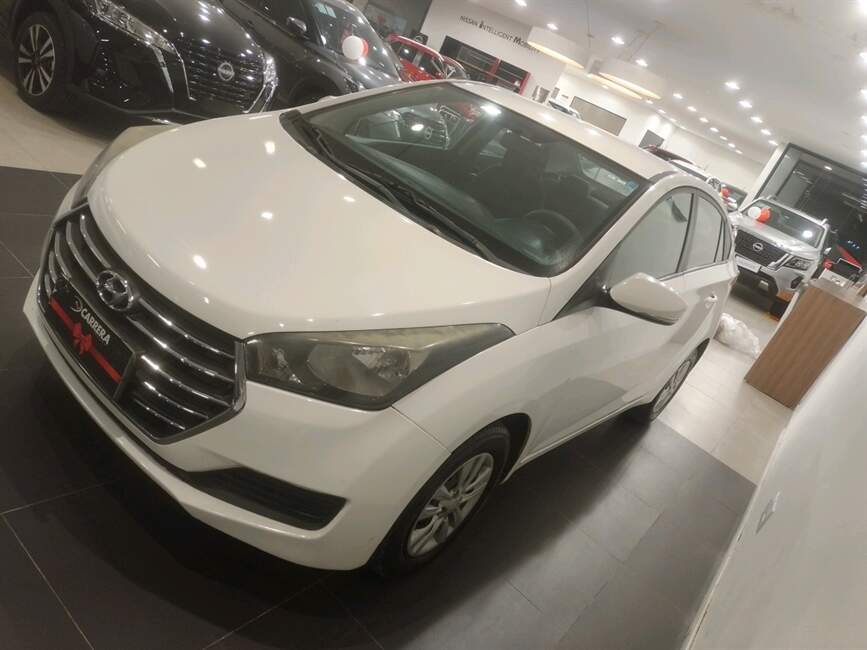 Hyundai HB20S 1.6 COMFORT PLUS 16V 4P MANUAL