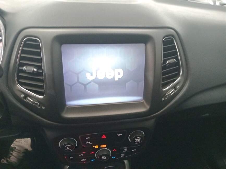 Jeep Compass 2.0 16V LONGITUDE AUTOMÁTICO