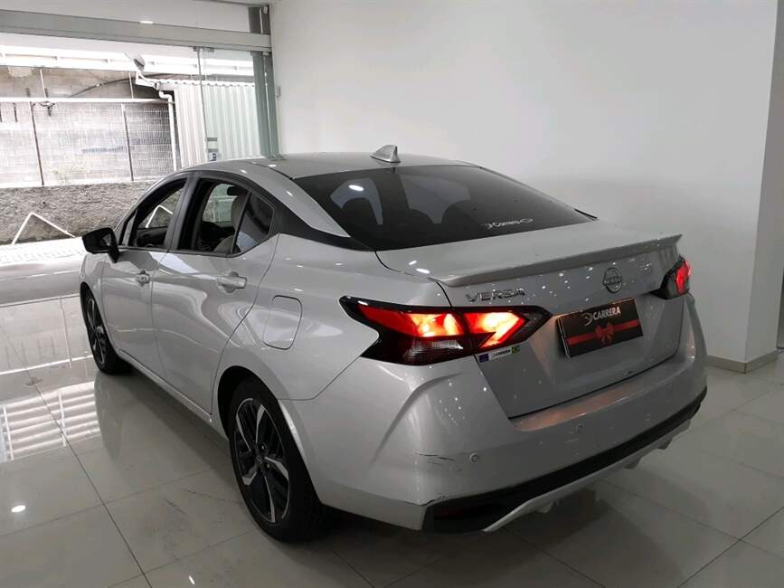 Nissan Versa EXCLUSIVE 1.6 16V AUTOMATICO