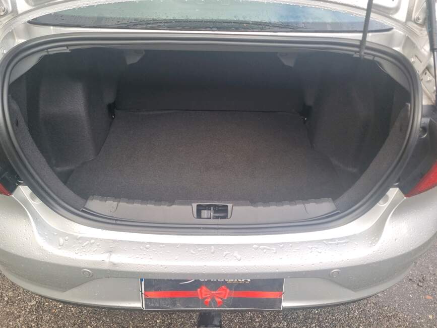 Ford Ka 1.5 TI-VCT SE PLUS SEDAN AUTOMÁTICO