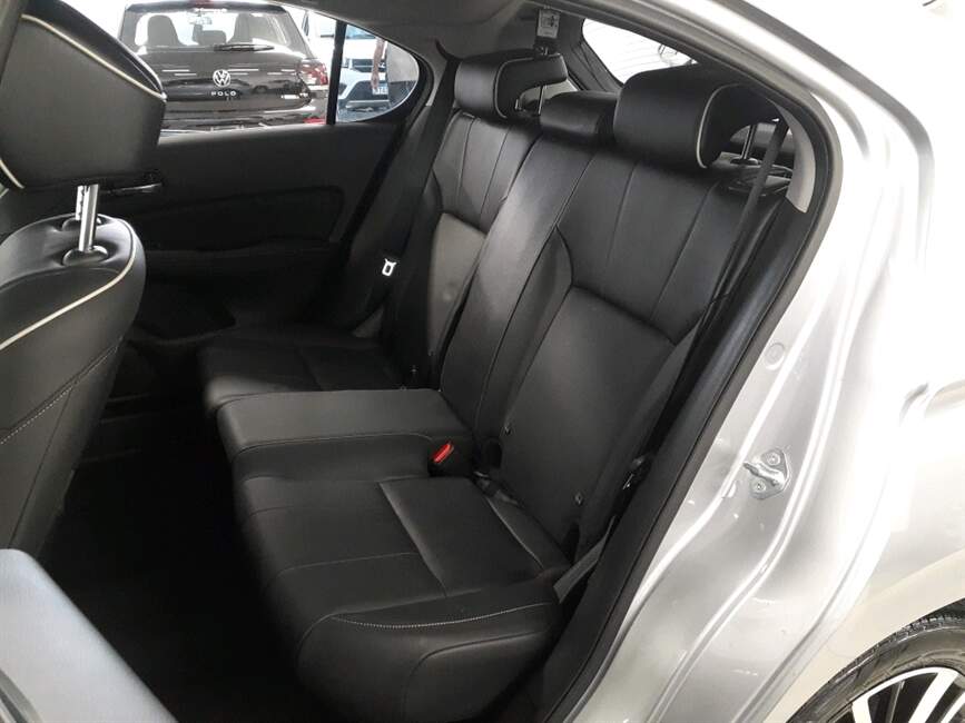 Honda City 1.5 I-VTEC HATCH EXL CVT