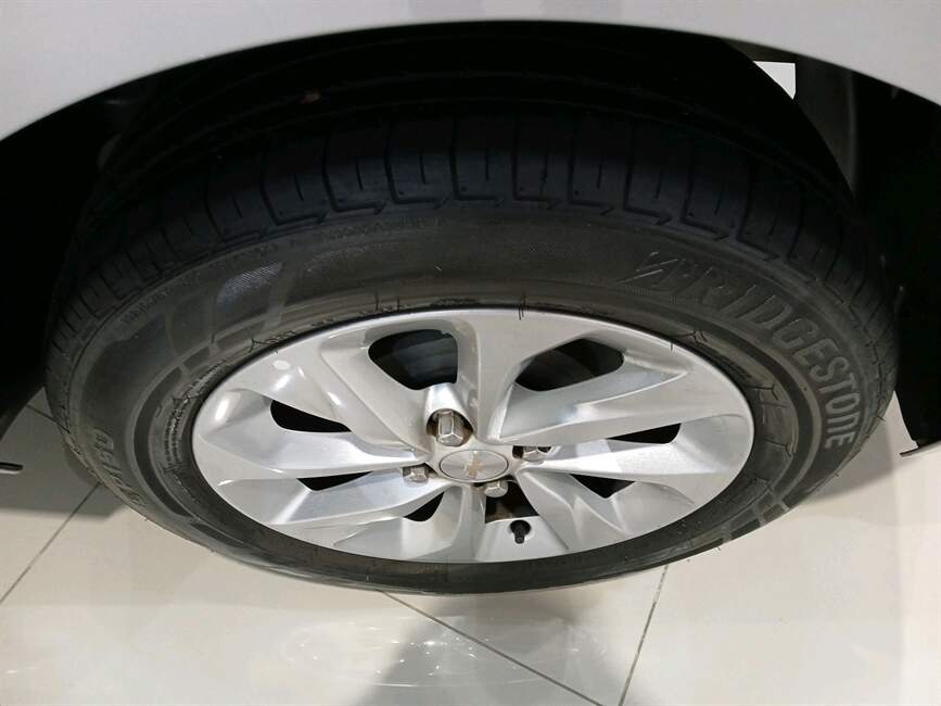 Chevrolet Onix 1.0 TURBO LT MANUAL