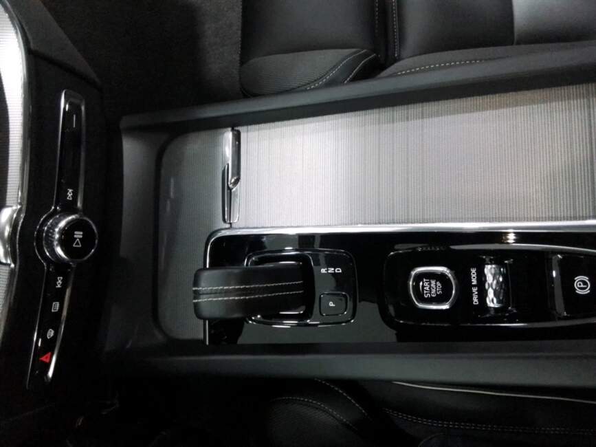 Volvo XC60 2.0 T8 HYBRID POLESTAR ENGINEERED AWD GEARTRO