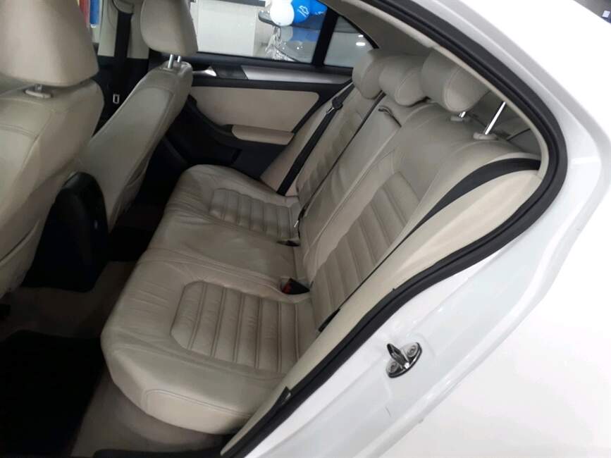 Volkswagen Jetta 2.0 TSI HIGHLINE 200CV 4P TIPTRONIC