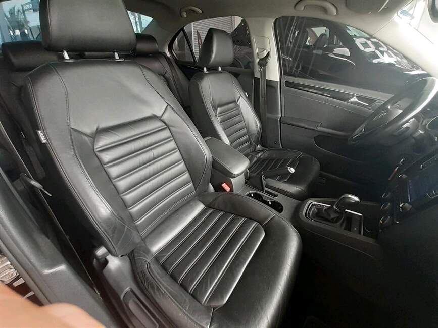 Volkswagen Jetta 2.0 TSI HIGHLINE 211CV 4P TIPTRONIC