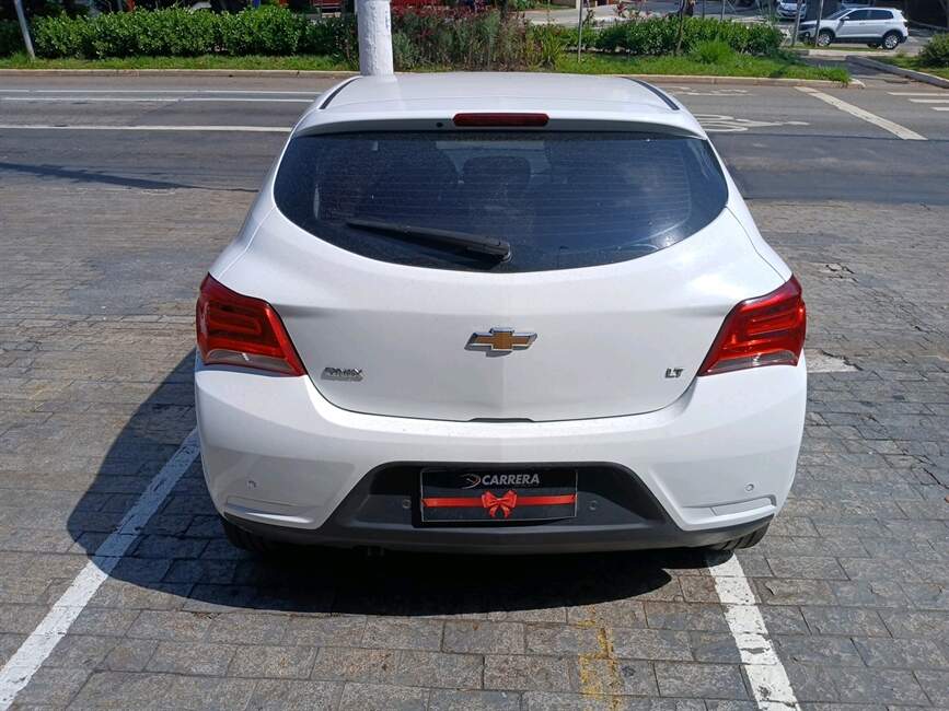Chevrolet Onix 1.0 MPFI LT 8V 4P MANUAL
