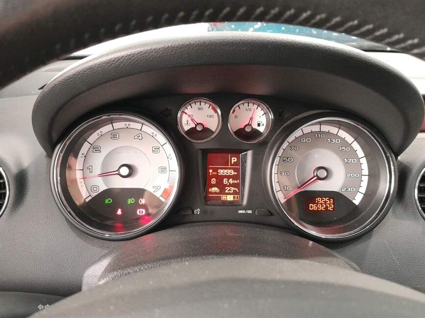 Peugeot 408 1.6 BUSINESS PRO 16V TURBO 4P AUTOMATICO