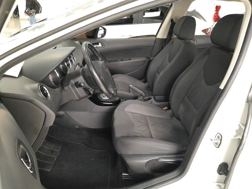 Peugeot 408 1.6 BUSINESS PRO 16V TURBO 4P AUTOMATICO