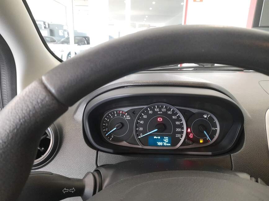 Ford Ka 1.0 TI-VCT SE PLUS MANUAL