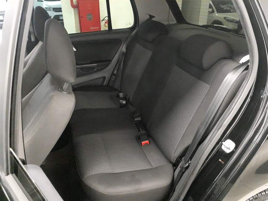 Volkswagen Fox 1.6 MSI TOTAL CONNECT 4P MANUAL