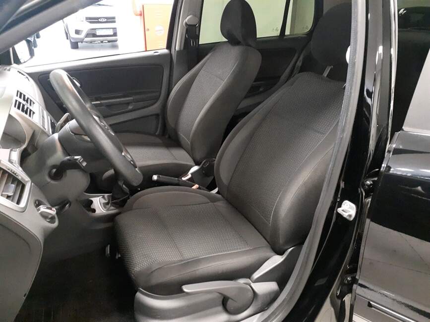 Volkswagen Fox 1.6 MSI TOTAL CONNECT 4P MANUAL
