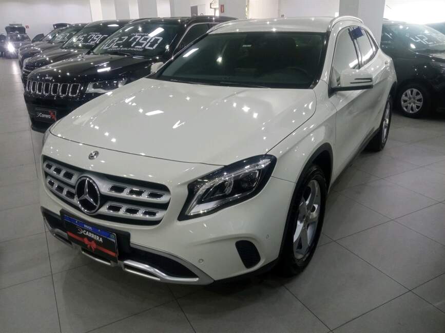 Mercedes-Benz CLA 200 1.6 CGI 7G-DCT