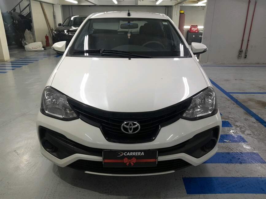 Toyota Etios 1.5 X PLUS 16V 4P AUTOMATICO