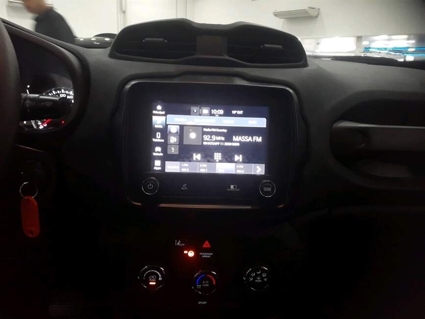 Jeep Renegade 1.3 T270 TURBO SPORT AT6