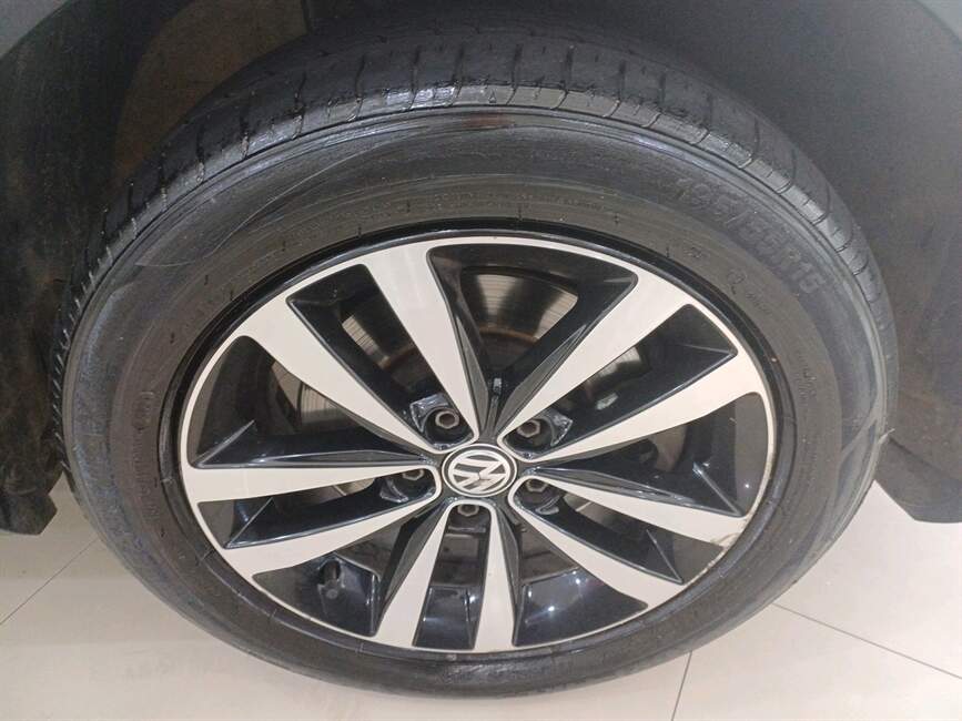 Volkswagen Fox 1.6 MSI PEPPER 16V 4P AUTOMATIZADO