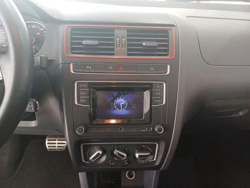 Volkswagen Fox 1.6 MSI PEPPER 16V 4P AUTOMATIZADO