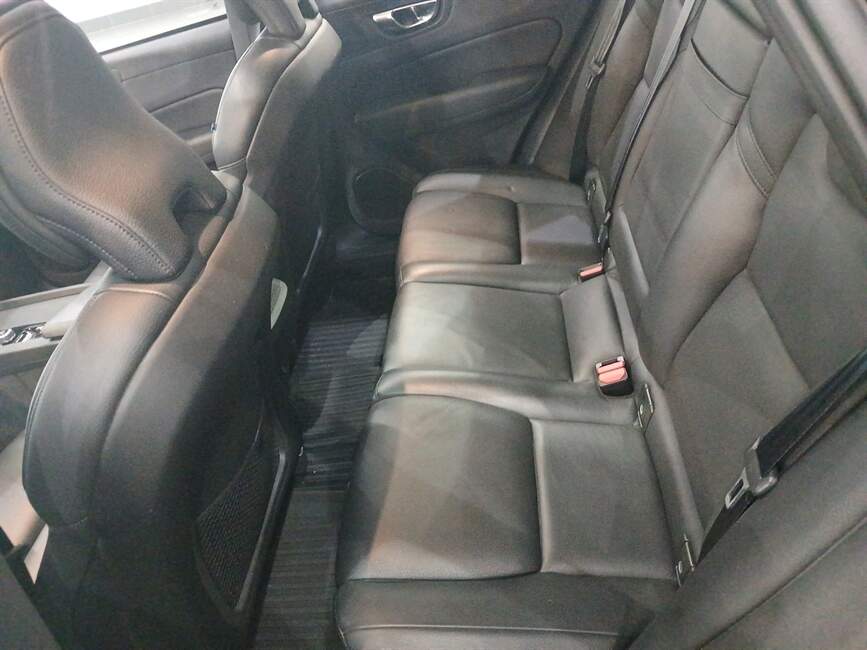 Volvo XC60 2.0 T5 MOMENTUM AWD GEARTRONIC