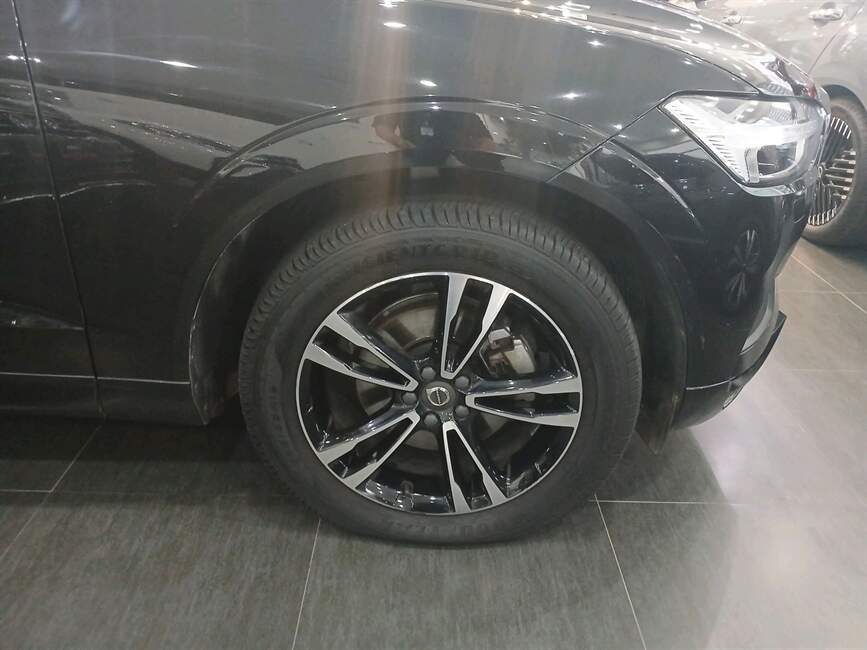 Volvo XC60 2.0 T5 MOMENTUM AWD GEARTRONIC