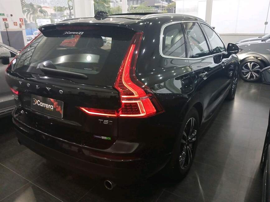 Volvo XC60 2.0 T5 MOMENTUM AWD GEARTRONIC