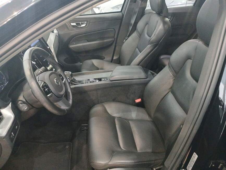 Volvo XC60 2.0 T5 MOMENTUM AWD GEARTRONIC