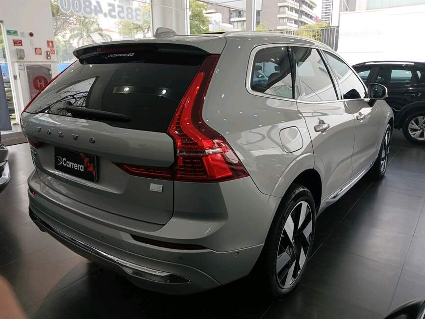 Volvo XC60 2.0 T8 RECHARGE ULTIMATE AWD GEARTRONIC