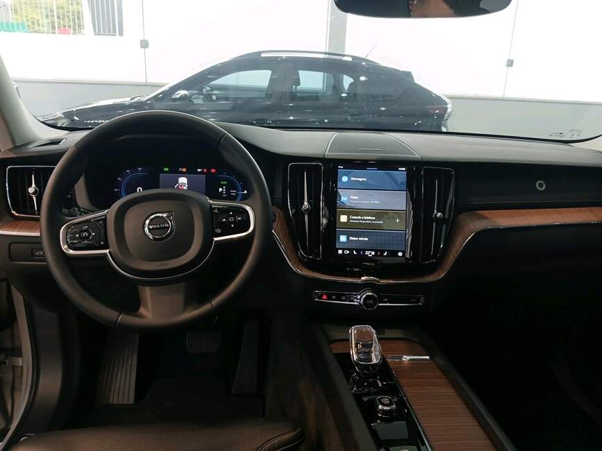 Volvo XC60 2.0 T8 RECHARGE ULTIMATE AWD GEARTRONIC