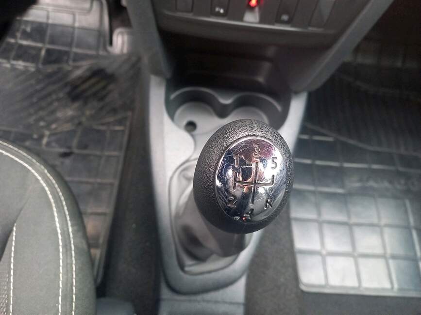 Renault Sandero 1.0 12V SCE S EDITION MANUAL
