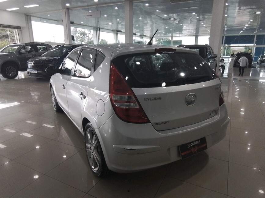 Hyundai i30 2.0 MPI 16V 4P MANUAL