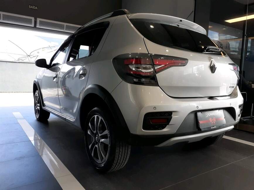 Renault Sandero 1.6 16V SCE STEPWAY ICONIC X-TRONIC