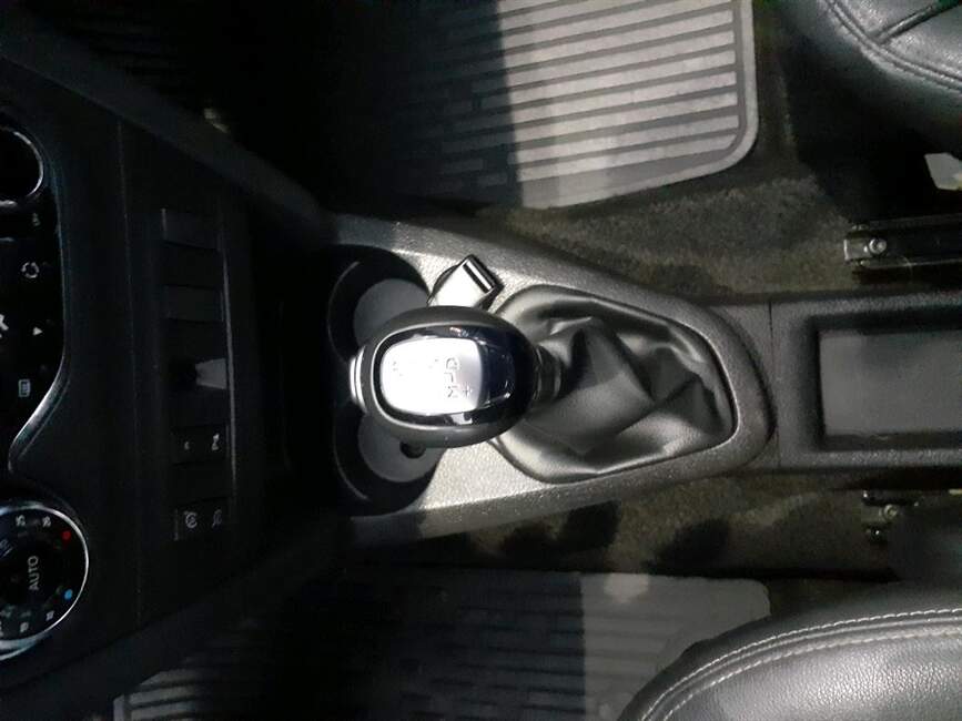 Renault Sandero 1.6 16V SCE STEPWAY ICONIC X-TRONIC