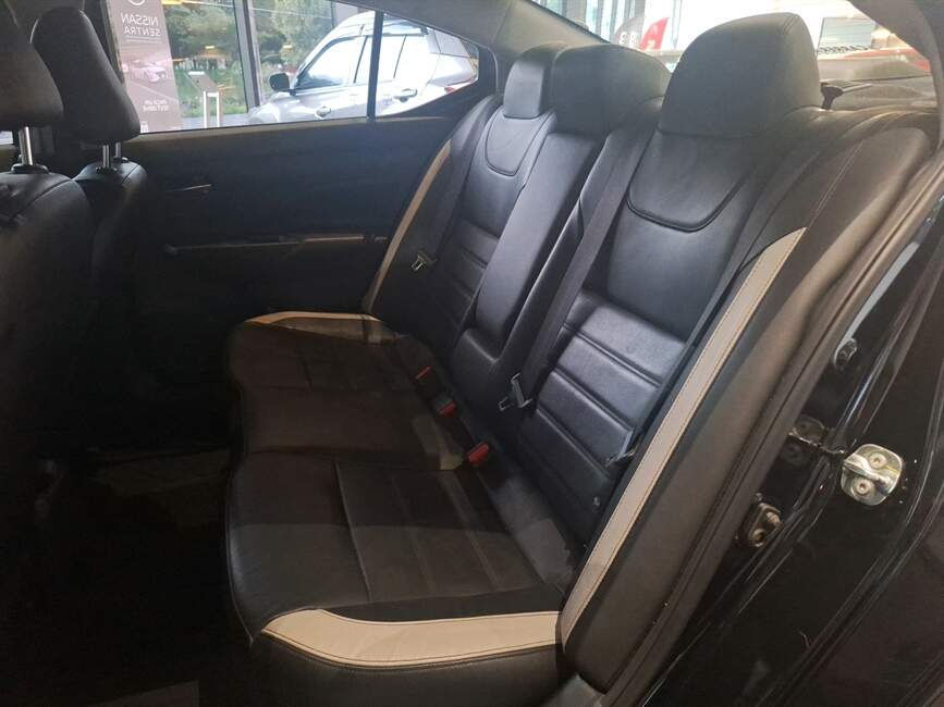 Nissan Versa 1.6 16V EXCLUSIVE XTRONIC