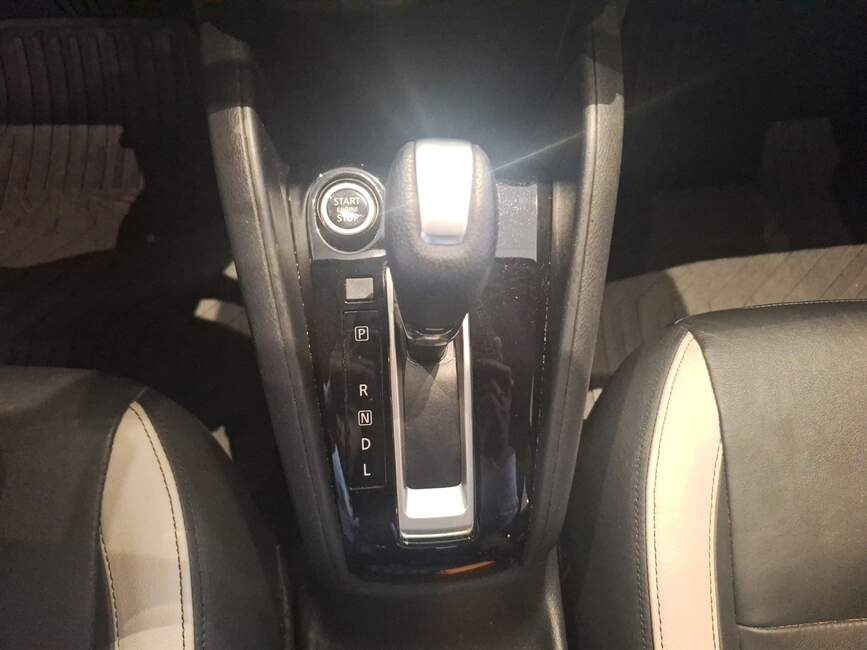 Nissan Versa 1.6 16V EXCLUSIVE XTRONIC