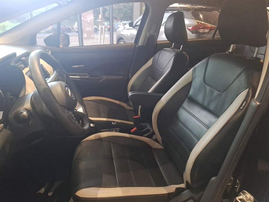 Nissan Versa 1.6 16V EXCLUSIVE XTRONIC