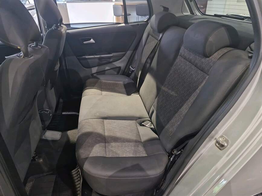 Volkswagen Fox 1.6 MI 8V 4P AUTOMATIZADO