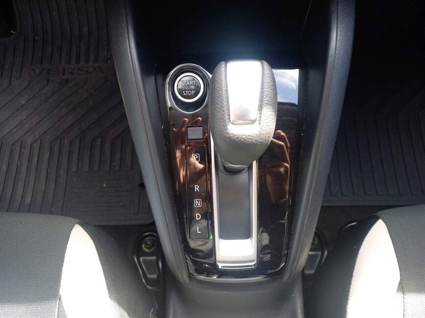Nissan Versa 1.6 16V ADVANCE XTRONIC
