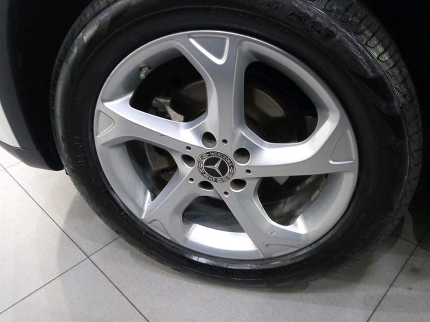 Mercedes-Benz GLA 200 1.6 CGI ADVANCE 7G-DCT