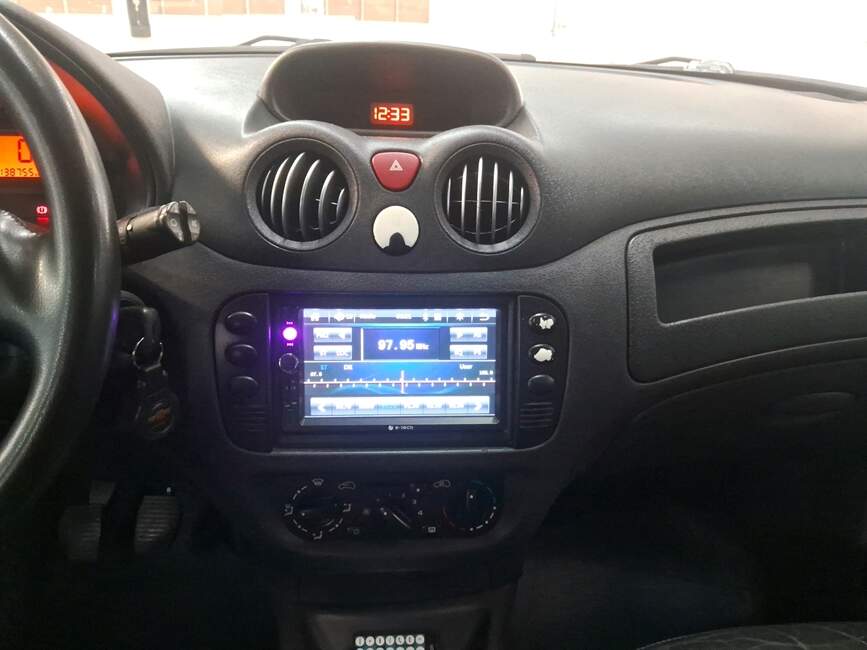 Citroen C3 1.4 I GLX 8V 4P MANUAL