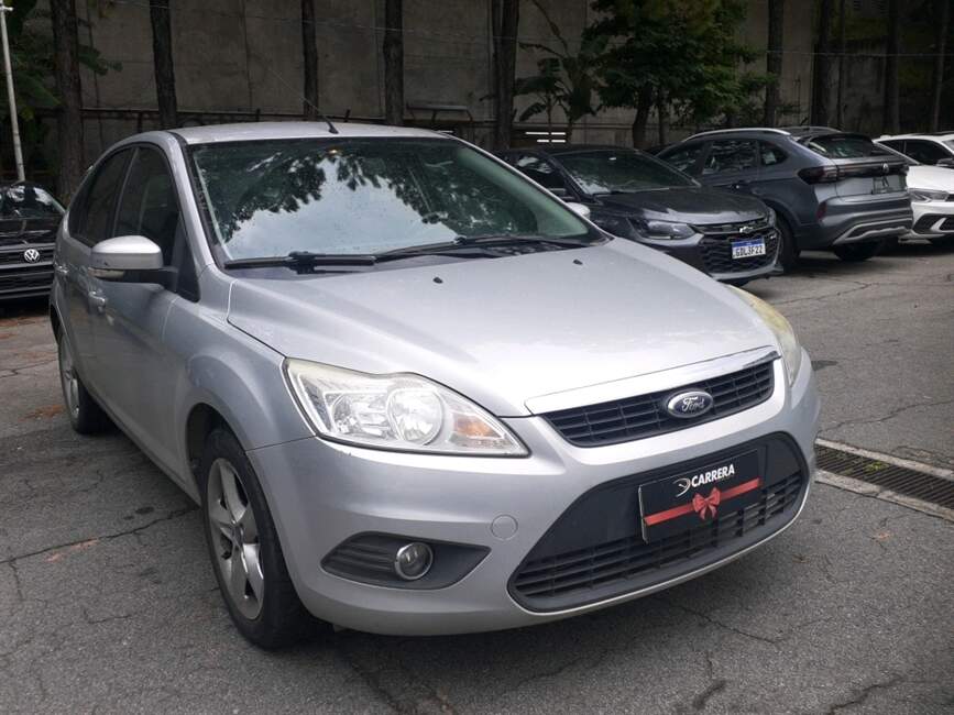 Ford Focus 1.6 GL 16V 4P MANUAL