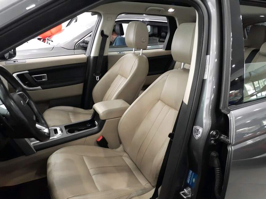 Land Rover Discovery SPORT 2.0 16V D240 BITURBO HSE 4P