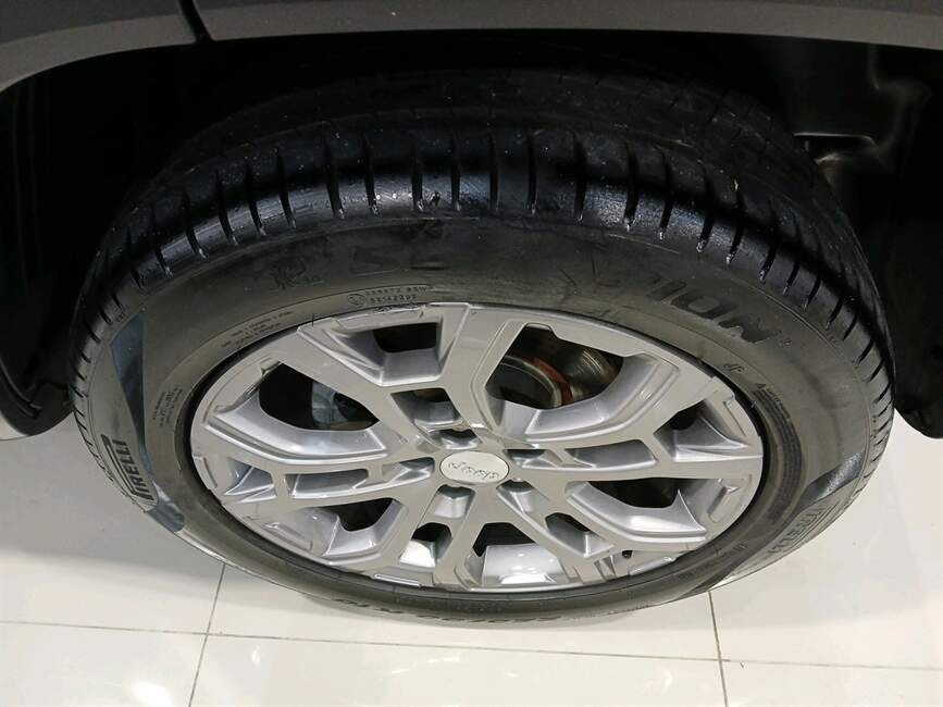Jeep Renegade 1.3 T270 TURBO LONGITUDE AT6