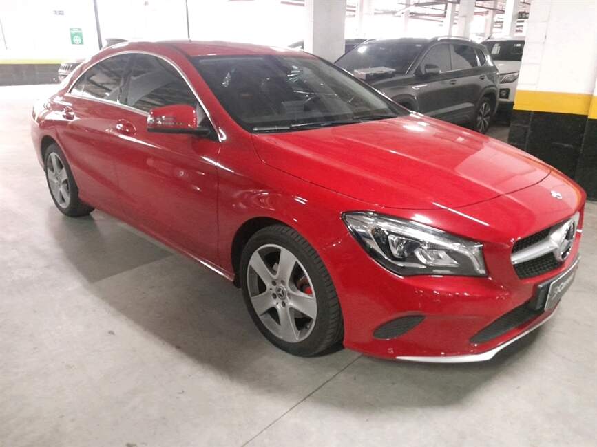 Mercedes-Benz CLA 180 1.6 CGI 7G-DCT