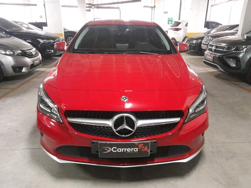 Mercedes-Benz CLA 180 1.6 CGI 7G-DCT